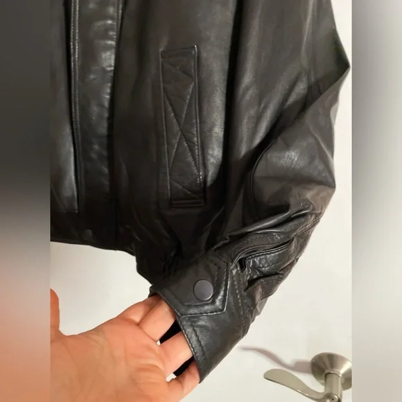 Vintage Mens original Mossimo Leather Bomber Flight Jacket XL brown under collar